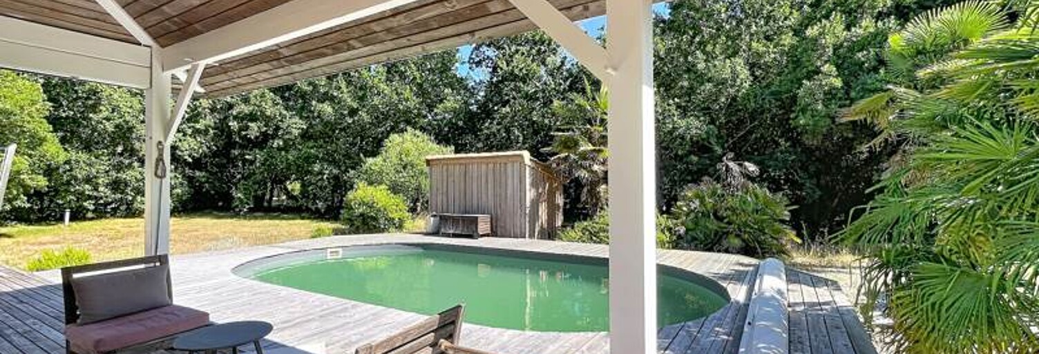 Maison 8 Pièces 225 m² à vendre à Lacanau (33680)
