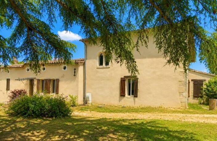 Maison en pierre de 13 pièces principales — photo 2