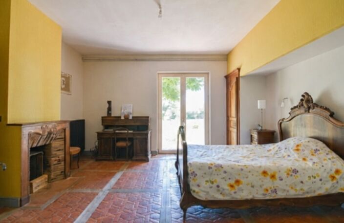 Maison en pierre de 13 pièces principales — photo 4
