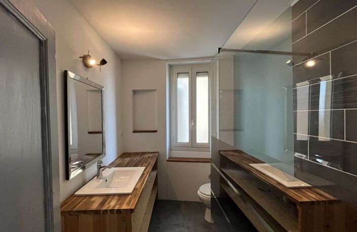 Maison de bourg de 6 pièces principales — photo 4