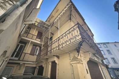 Immeuble  66780 €