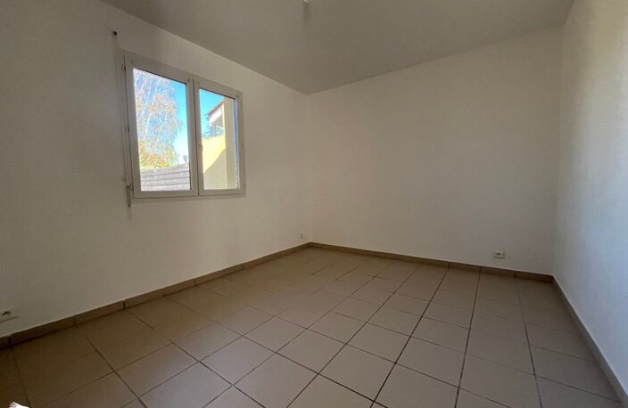 Contemporaine de 4 pièces principales — photo 4