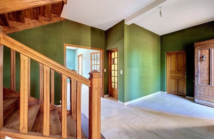 Villa de 7 pièces principales — photo 2