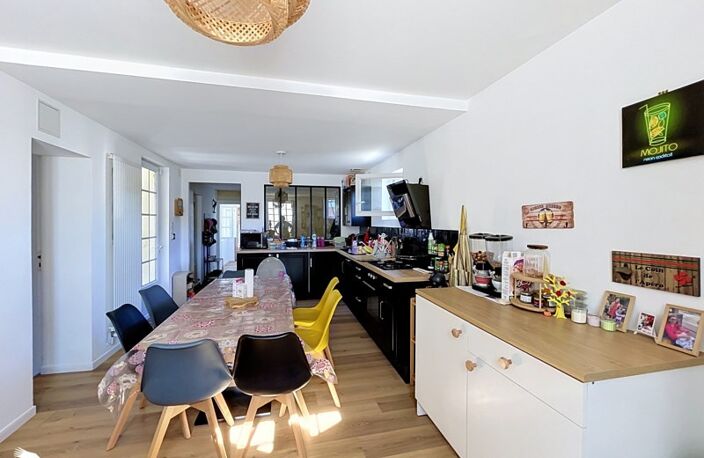 Maison en pierre de 3 pièces principales — photo 3