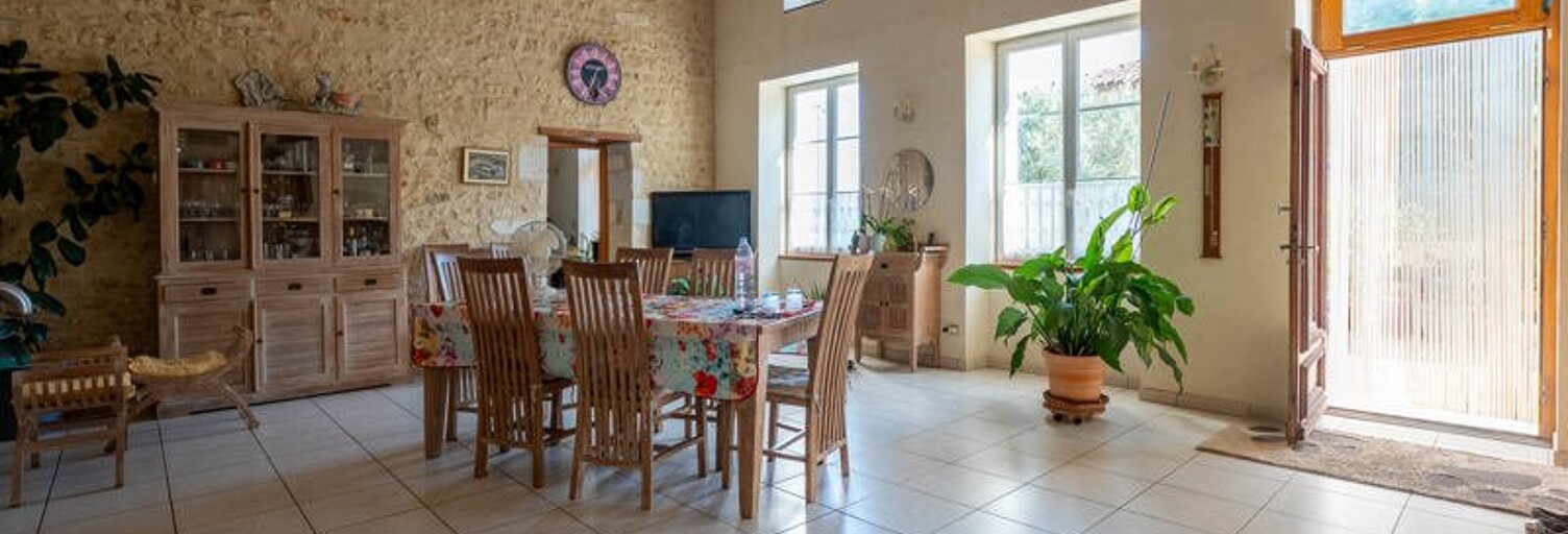 Maison 4 Pièces 175 m² à vendre à Mirambeau (17150)