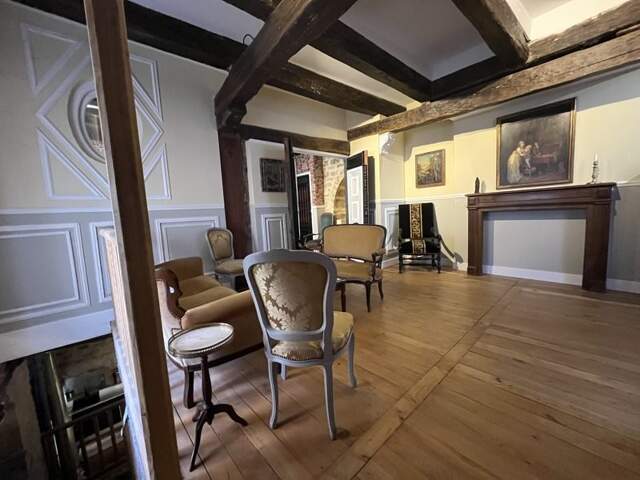 Maison 7 pièces 183 m² à Villefranche-de-Rouergue — photo du bien