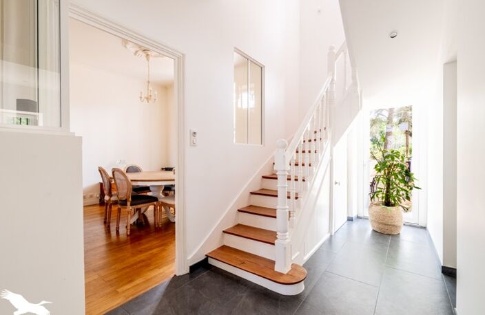 Maison en pierre de 9 pièces principales — photo 2