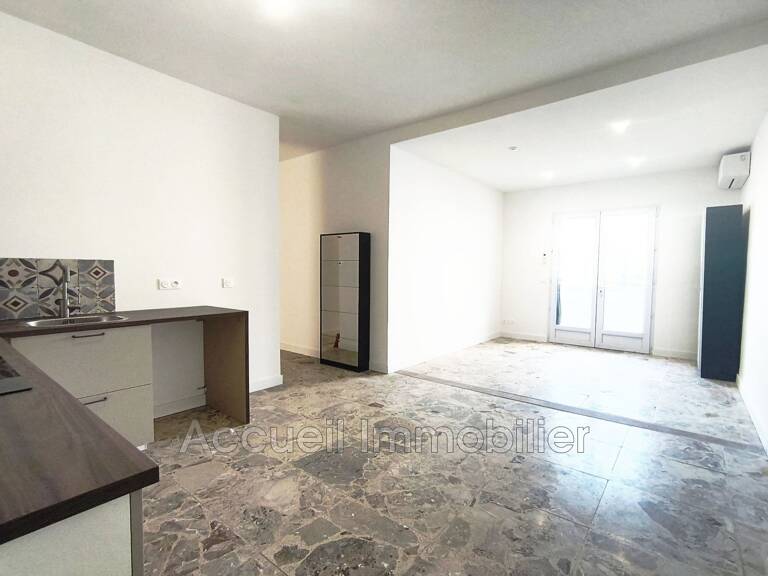 P2 traversant au 1er et dernier étage d''environ 42 m², en exc — photo 1