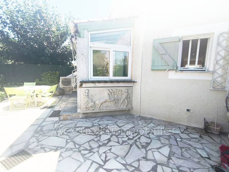 Maison P3 meublé avec terrasse et loggia d''environ 37 m².<BR>2 t — photo 1