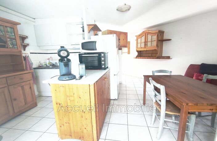 Maison P3 meublé avec terrasse et loggia d''environ 37 m².<BR>2 t — photo 2