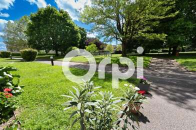 Appartement 4 pièces 210000 €