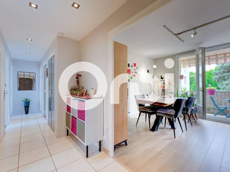 À vendre – Appartement familial T4 avec extérieur à Miribel — photo 1