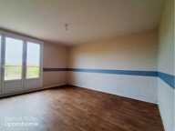 À DÉCOUVRIR SANS TARDER – SUPERBE F4 DE 73 M² AVEC GARAGE DE 22 M²+CAVE — photo 2