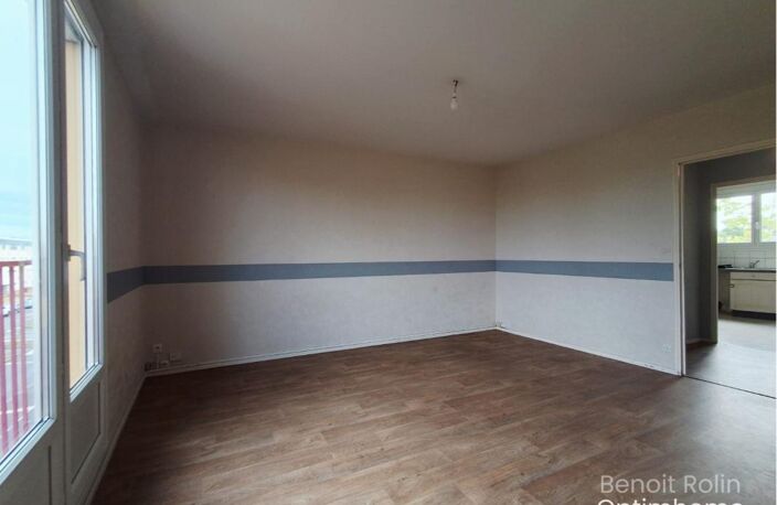 À DÉCOUVRIR SANS TARDER – SUPERBE F4 DE 73 M² AVEC GARAGE DE 22 M²+CAVE — photo 4