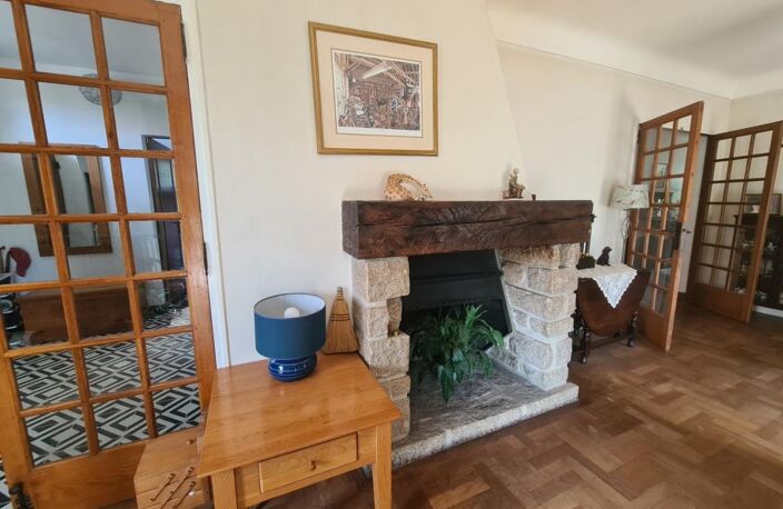 Maison de plain-pied, 5 pièces avec sous-sol total et terrain de 1 134 m² – Châteauneuf-la-Forêt — photo 4