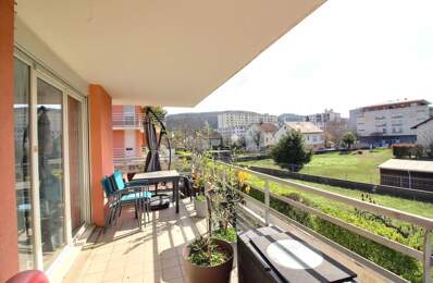 Appartement T4 avec terrasse à Echirolles — photo du bien