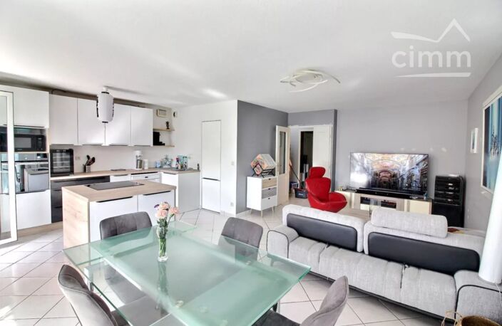 Appartement T4 avec terrasse à Echirolles — photo 2