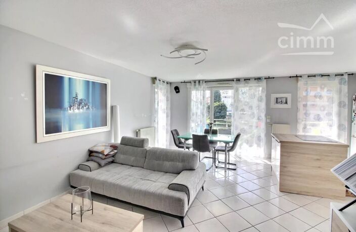 Appartement T4 avec terrasse à Echirolles — photo 3