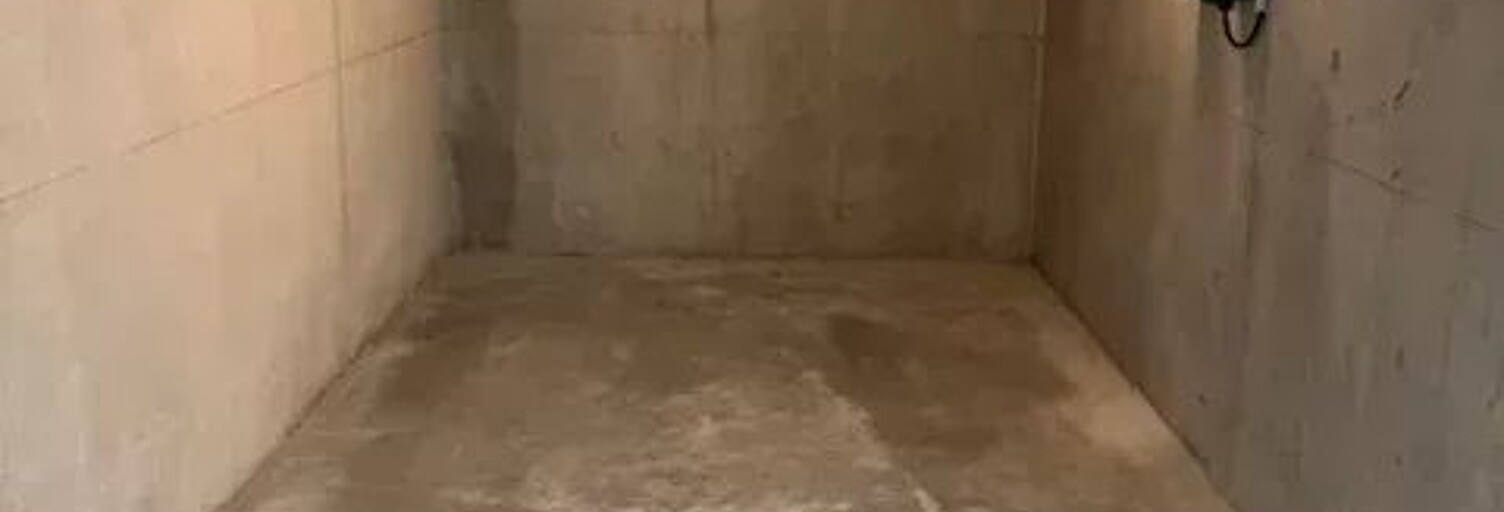 Garage  15 m² à louer à Lyon 8 (69008)