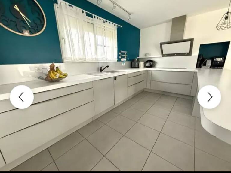 Maison de 143m2 à louer sur Saint-Pierre-de-Mons — photo 1