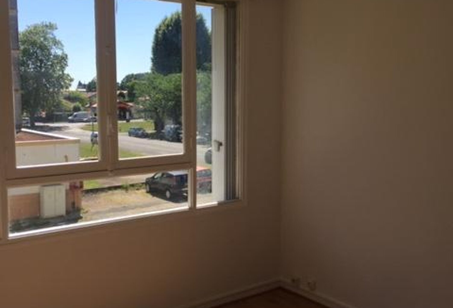 T2 — photo 1