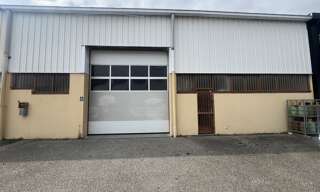 Appartement  300 m² à vendre à Porte-de-Savoie (73800)