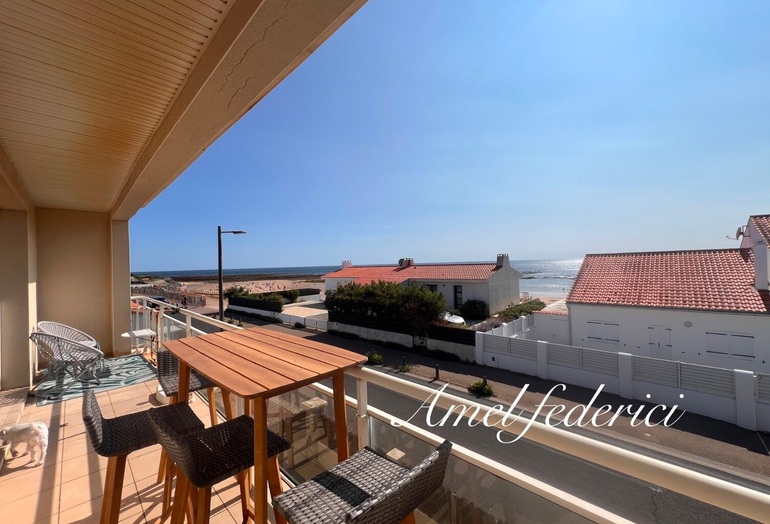 L’Océan pour horizon, une adresse d’exception pour ce bel appartement 85 m2 + Studio 22 m2 !! — photo 1