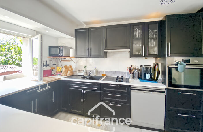 OFFRE ACCEPTÉE - LOPERHET (29470) - MAISON INDIVIDUELLE TYPE F5 - 4 CHAMBRES - CENTRE-BOURG - TERRAIN 612 M² — photo 3