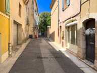 Appartement à vendre 2 pièces LE BEAUSSET (83) - RDC - rénové - paking et commerces à proximité — photo 2