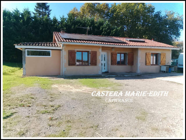 Maison PLAIN-PIED - Proche de VIC FEZENSAC  - T5 - TERRAIN DE 3070 M² — photo du bien