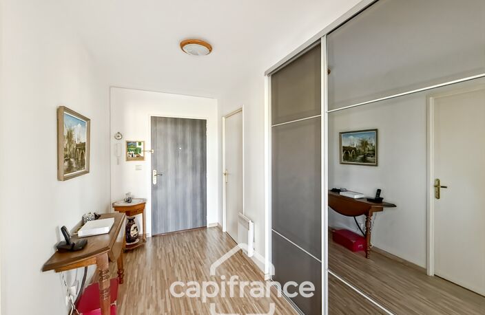 Appartement lumineux à vendre 4 pièces LA RICHE (37) — photo 3
