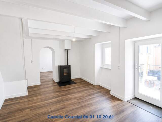 Maison de village rénovée quartier calme VERNOUX EN VIVARAIS (07) — photo du bien