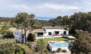 Maison 10 Pièces 342 m² à vendre à Saint-Marc-Jaumegarde (13100)