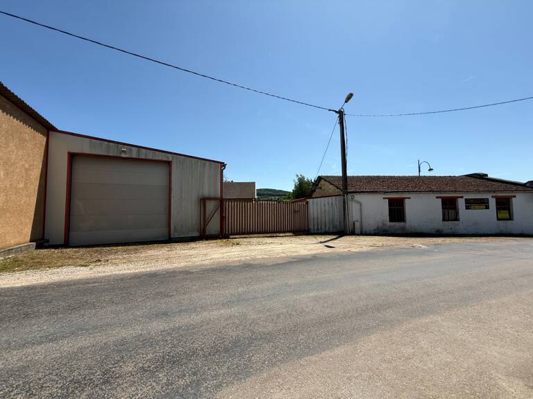 Local/bureau à vendre proche de VENAREY LES LAUMES (21) — photo 1