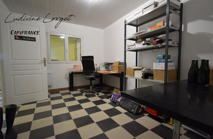 A vendre Local professionnel loué /bureau proche de EPERNAY (51)À vendre – Pressoir - cuverie -stockage -bureaux – 423m2 — photo 4