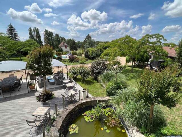 Propriete à vendre 45 pièces proche de TOURS (37) — photo du bien