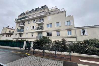 Appartement 3 pièces 1158 €