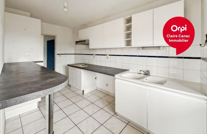 Appartement À Louer — photo 3
