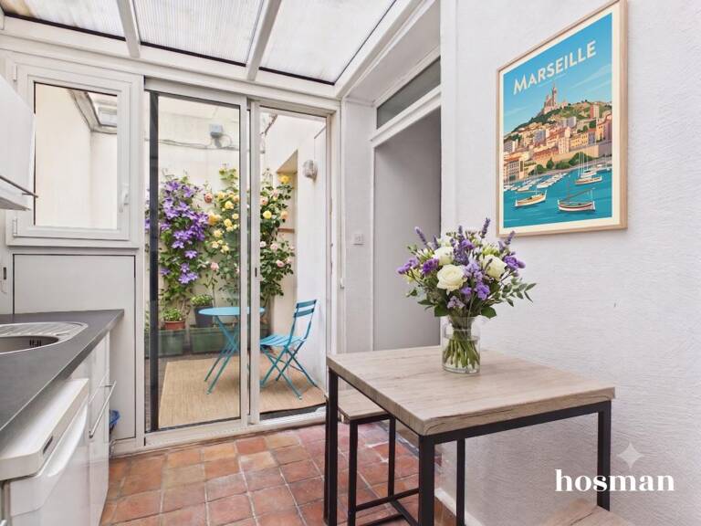 Idéal investissement ou pied-à-terre ! Studio au calme avec terrasse privative - Rue De Rome, Paris — photo 1