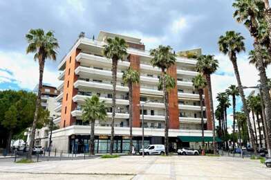Appartement 2 pièces 243800 €