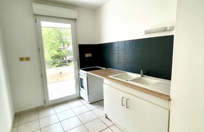 Bassin Jacques Coeur. Spacieux T2 avec grande terrasse et garage — photo 4