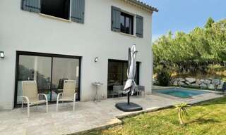 Maison 5 Pièces 144 m² à louer à Carpentras (84200)