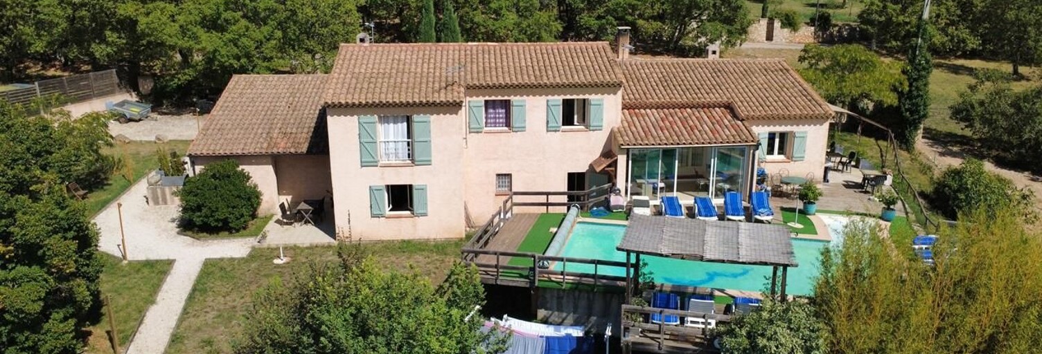 Maison 7 Pièces 180 m² à vendre à Aiguines (83630)