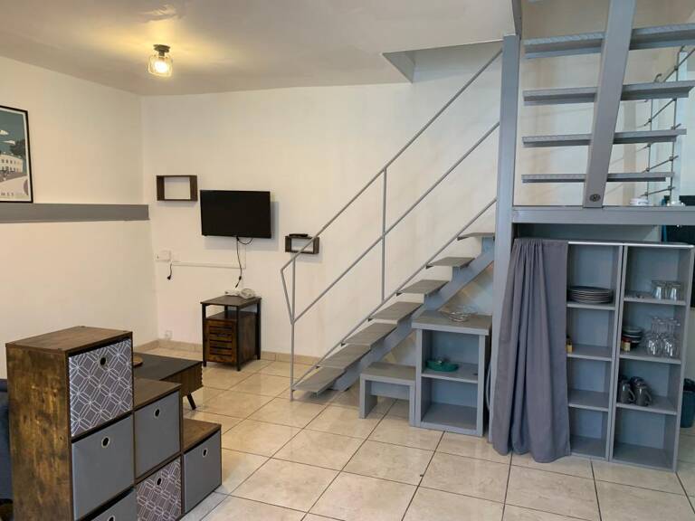 Appartement T3 en duplex Nîmes centre-ville — photo 1