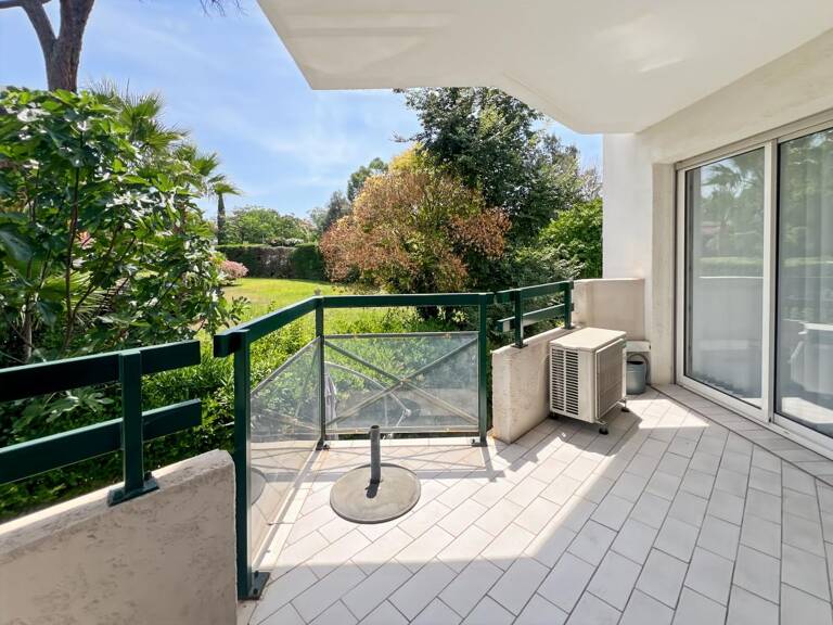 Coup de cœur : Lumineux 2 pièces avec terrasse et parking – Prêt à vivre ! — photo 1