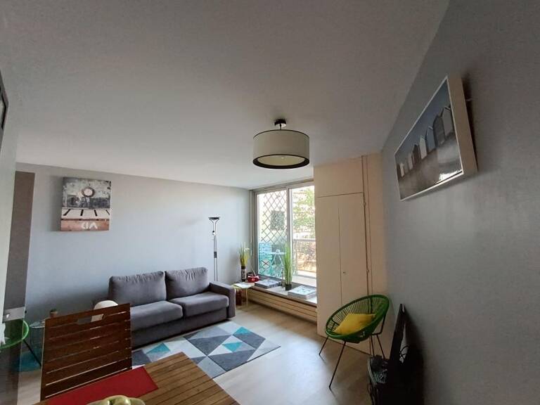 Appartement À Louer — photo 1