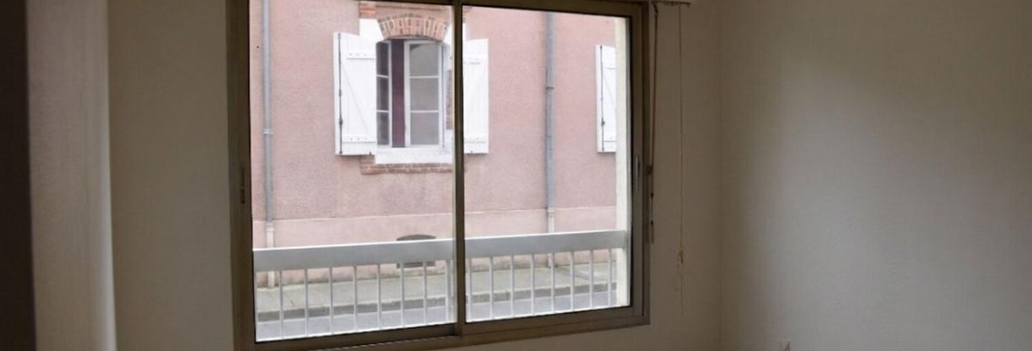 Appartement 1 Pièce 30 m² à louer à Cosne-Cours-sur-Loire (58200)