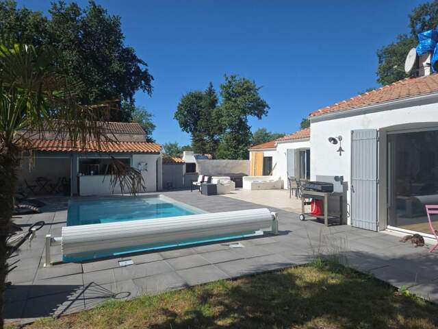 Maison À Vendre — photo du bien
