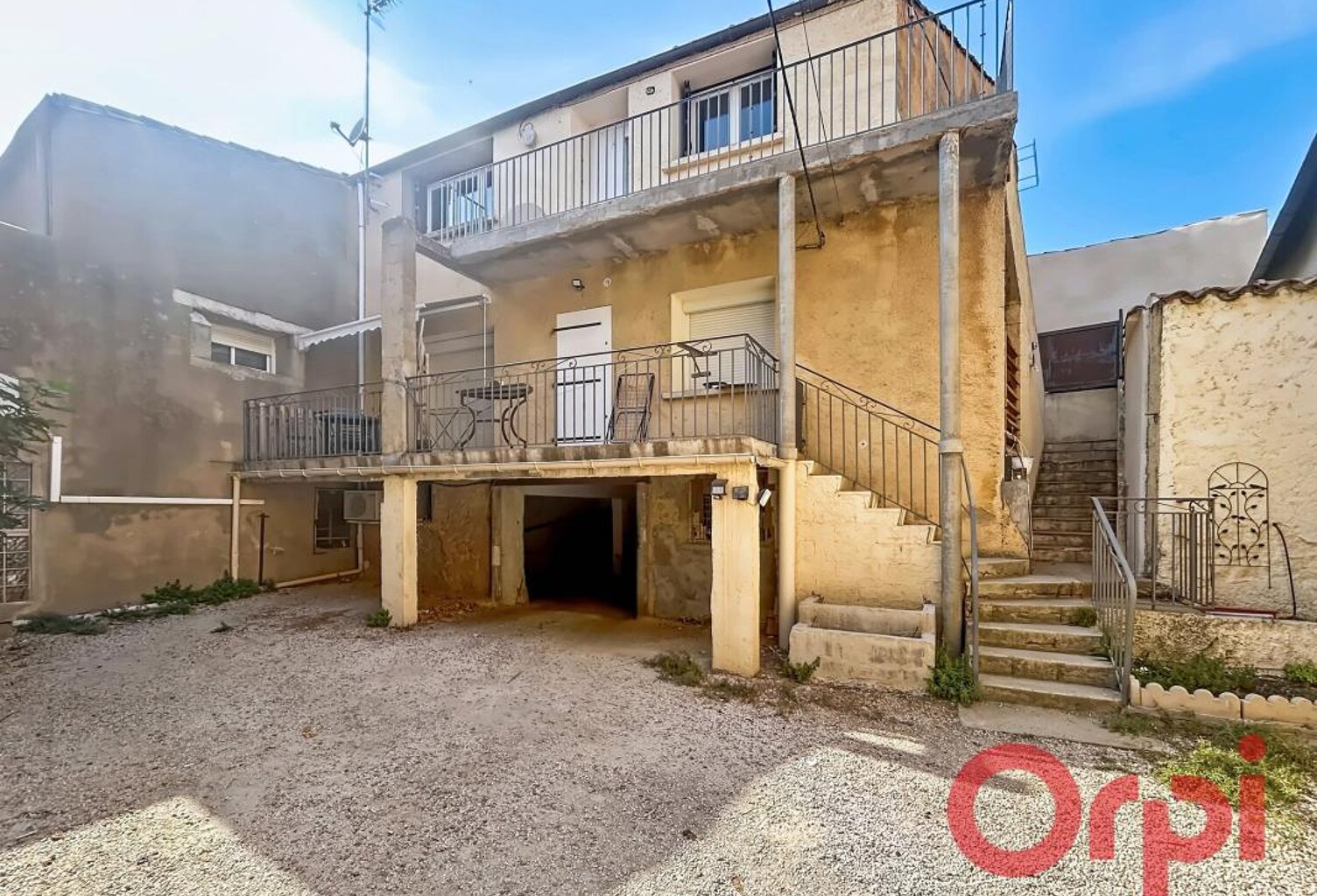 Vente appartement T5 et grand garage à Lespignan — photo 1