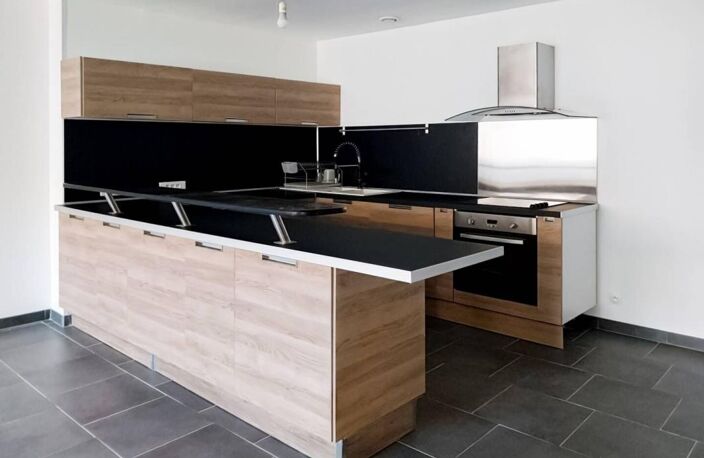 Vente appartement T5 et grand garage à Lespignan — photo 4